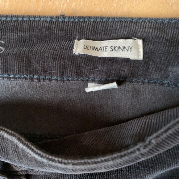 Ladies Calvin Klein Corduroy Jeans - Picture 4 of 9